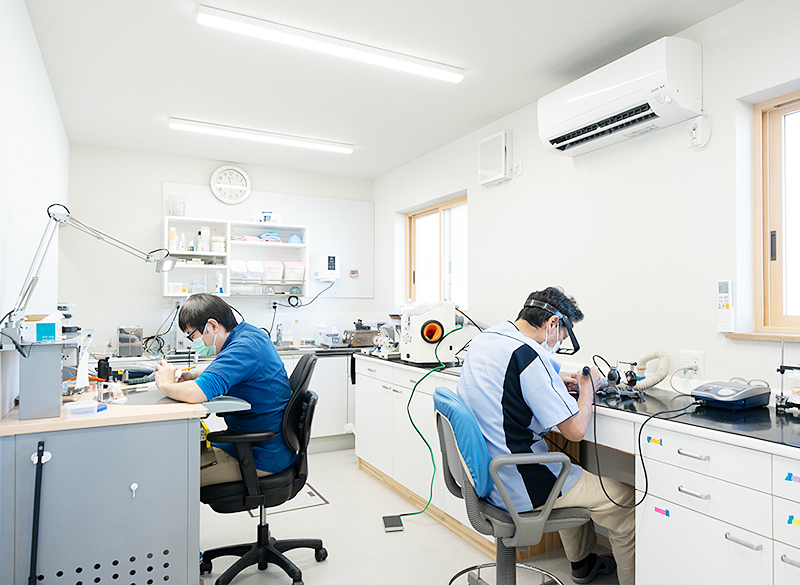 院内ラボ併設でスピーディーな治療